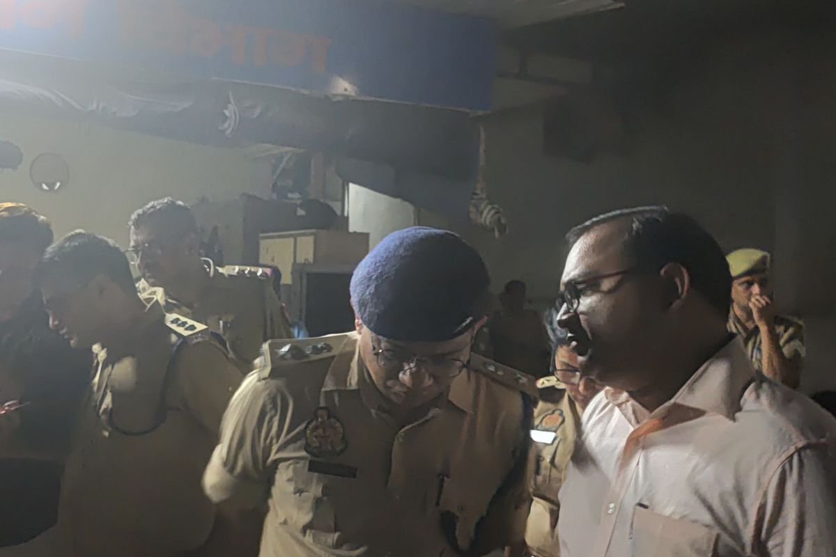 Hapur accident news, UP road accident, father daughters killed Hapur, Hapur tanker bike collision, Uttar Pradesh fatal crash, Hapur latest news 2025, children killed in road accident, Hapur police investigation, tanker driver absconding, road safety India